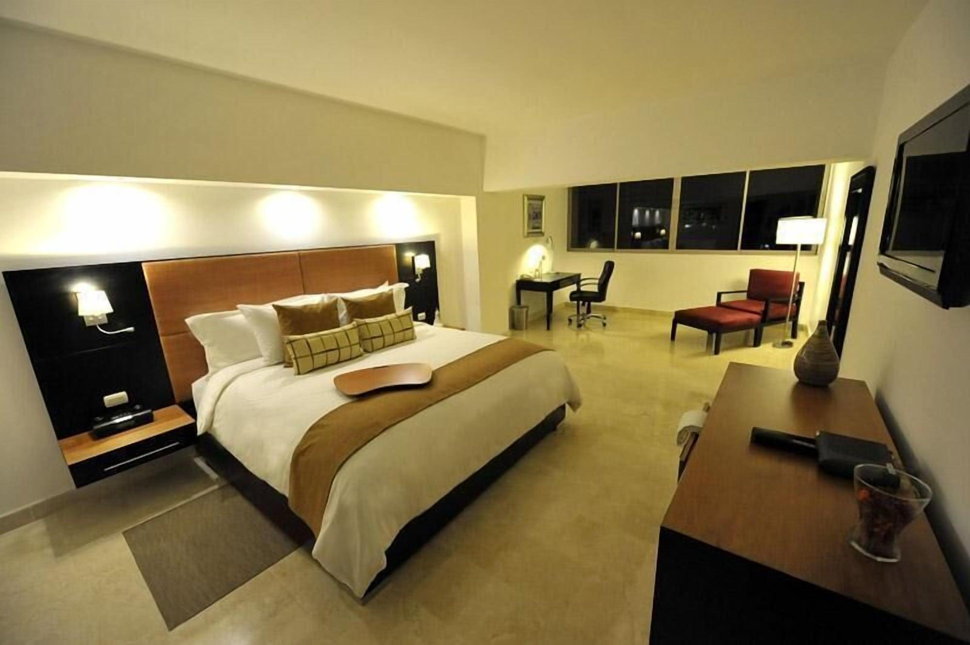 Radisson Hotel Santo Domingo Luaran gambar