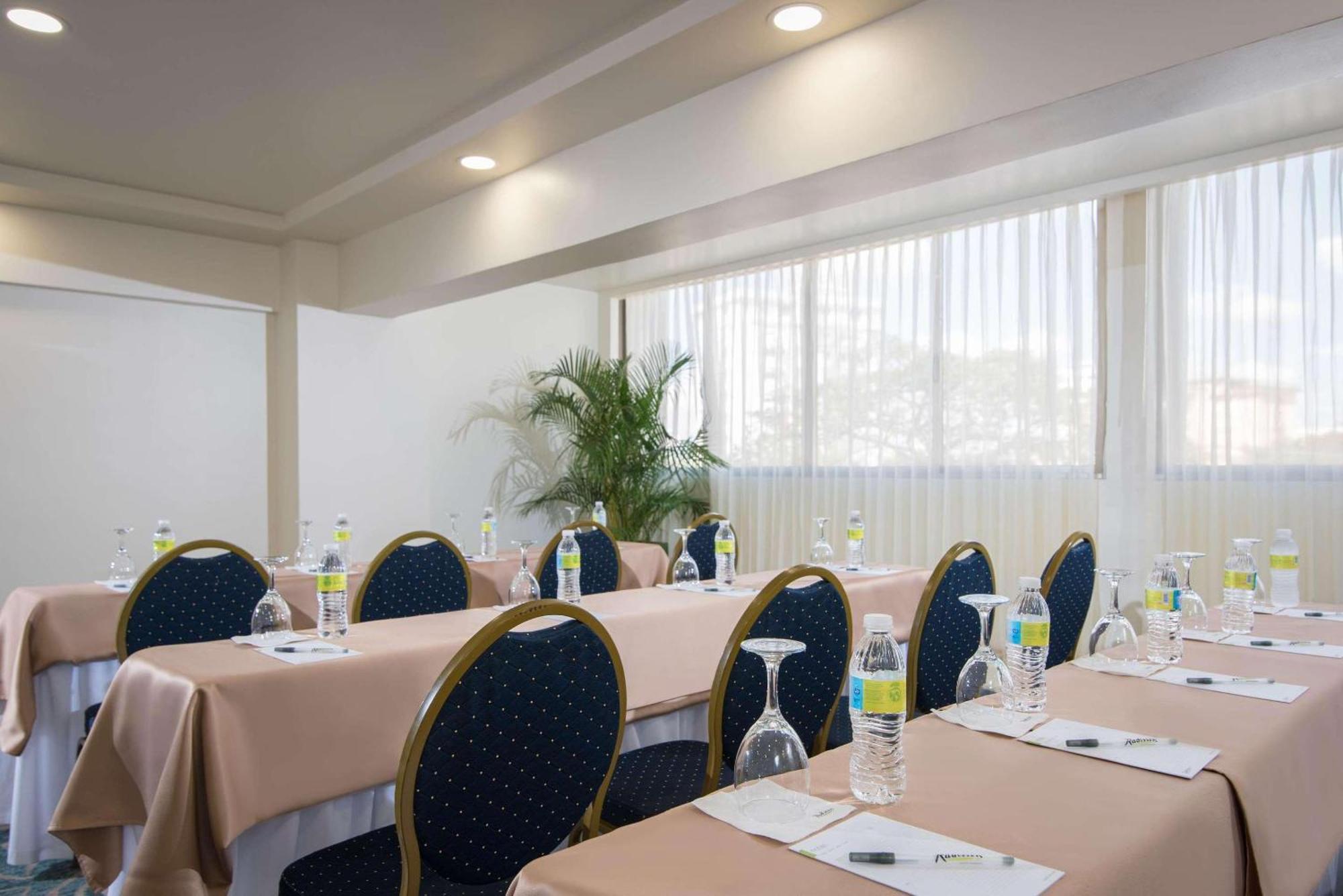 Radisson Hotel Santo Domingo Luaran gambar