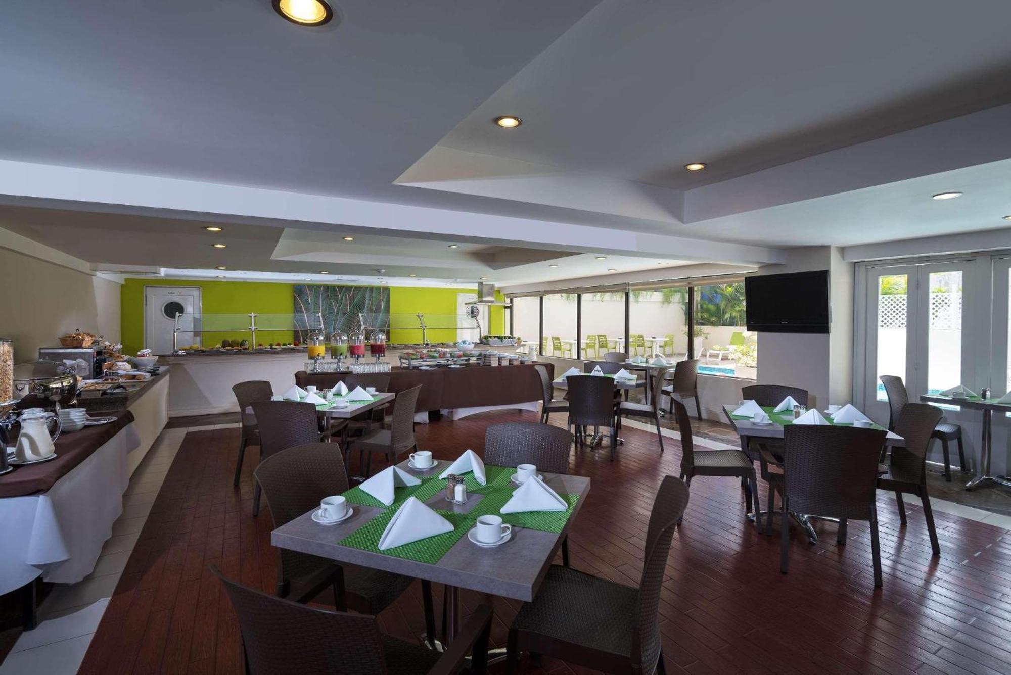 Radisson Hotel Santo Domingo Luaran gambar