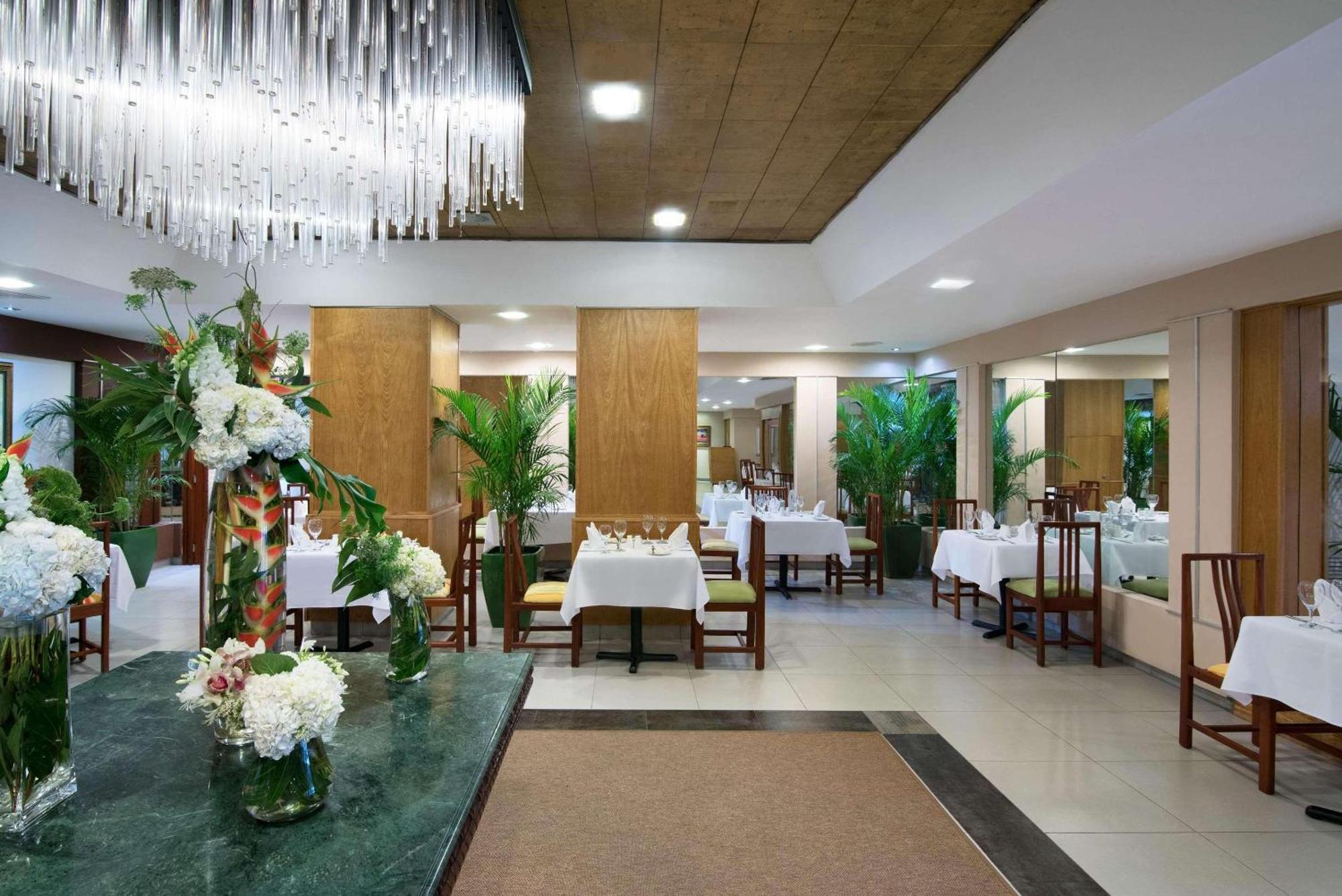 Radisson Hotel Santo Domingo Luaran gambar