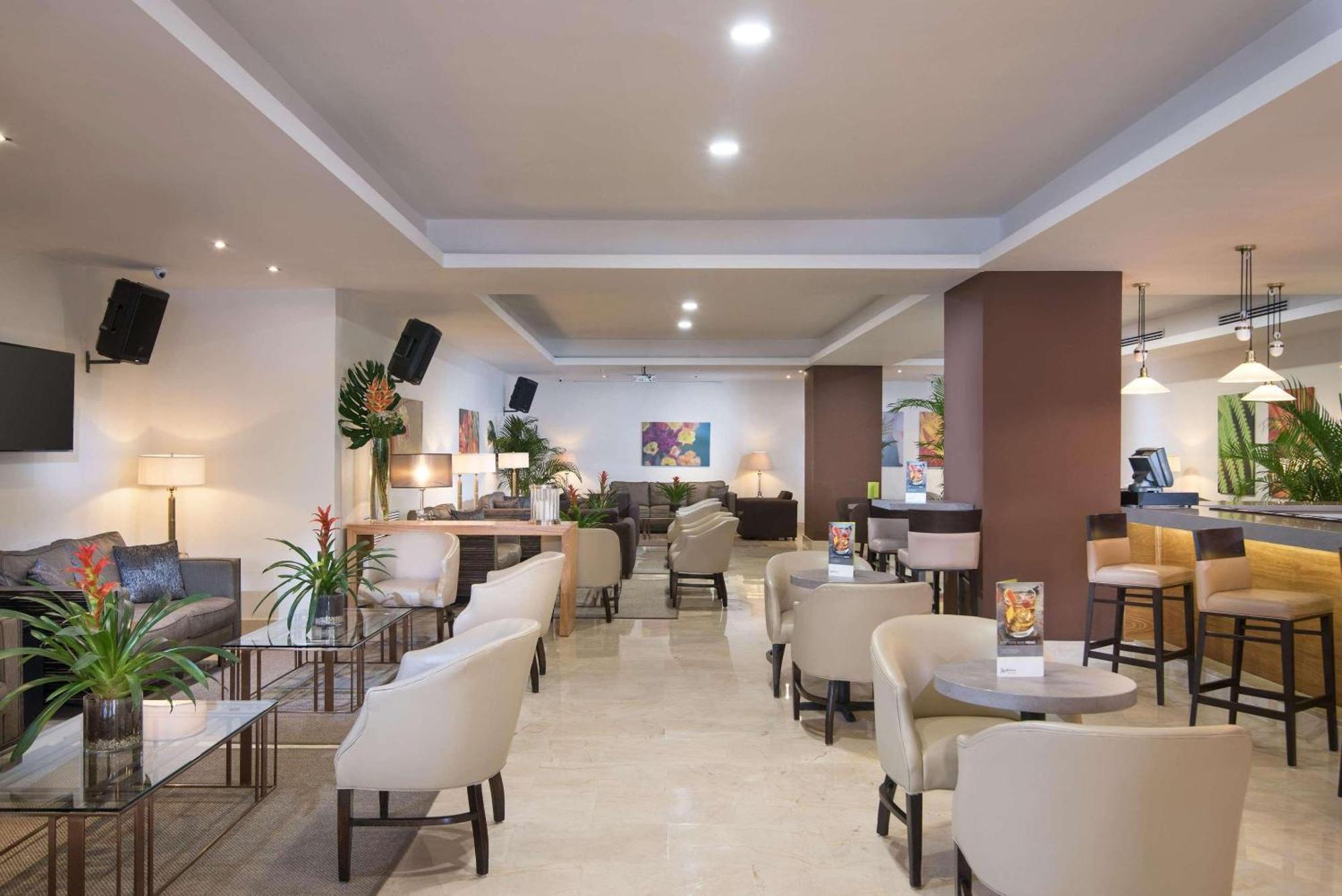 Radisson Hotel Santo Domingo Luaran gambar